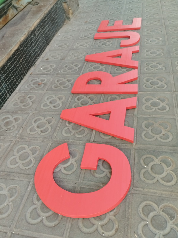 cartel garaje letras madera opcion g o j 40x26-33x1.8 1u